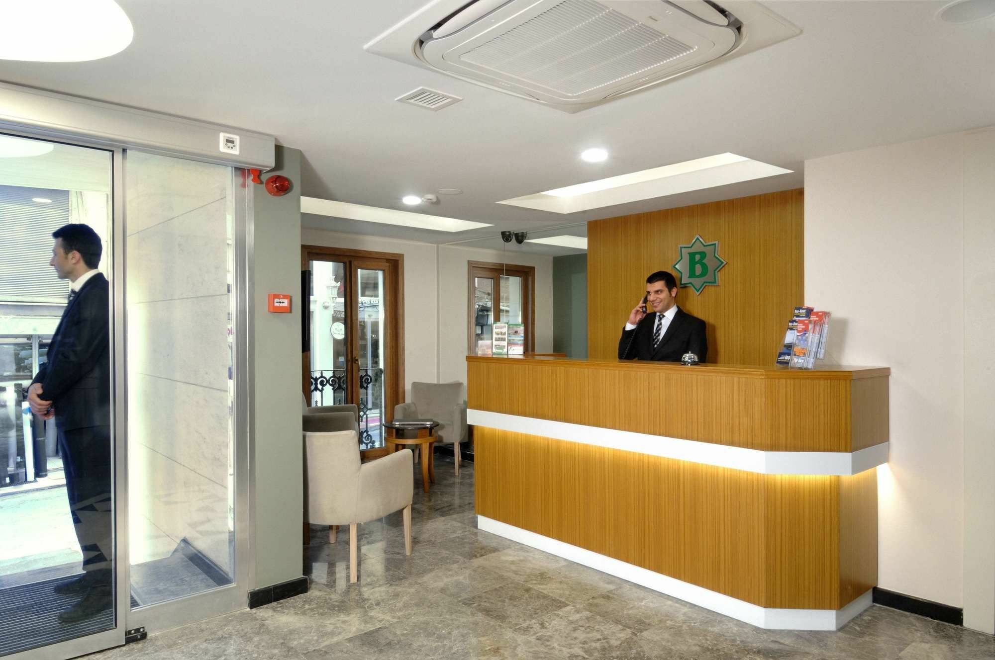 Bizim Hotel Istanbul Eksteriør billede